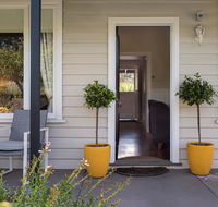 Koovelly Spa Villa - Gold Coast 4U
