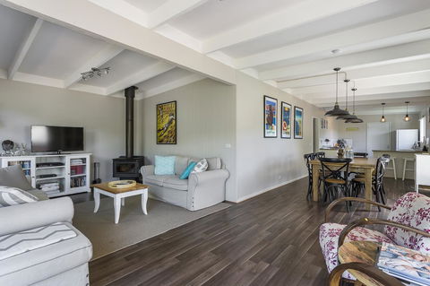 Blairgowrie Bella - Light Filled Home With Great Deck - Accommodation Gold Coast 2