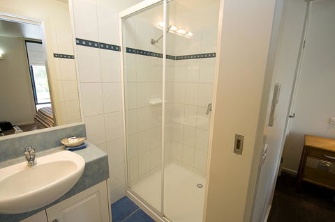 Anchorage Motel & Villas Lorne - Gold Coast 4U 16