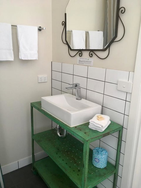 The Alexandra Hotel - 1 Gold Coast 11