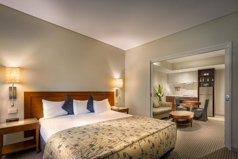 Batman\'s Hill On Collins - Accommodation Gold Coast 29