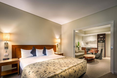 Batman\'s Hill On Collins - Accommodation Gold Coast 9
