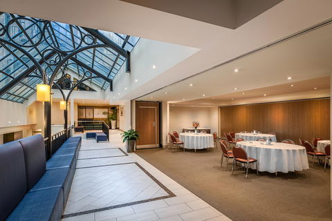 Batman\'s Hill On Collins - Accommodation Gold Coast 28