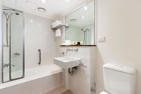 Batman\'s Hill On Collins - Accommodation Gold Coast 12