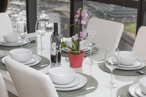 Best Views On Collins - Accommodation Gold Coast 9