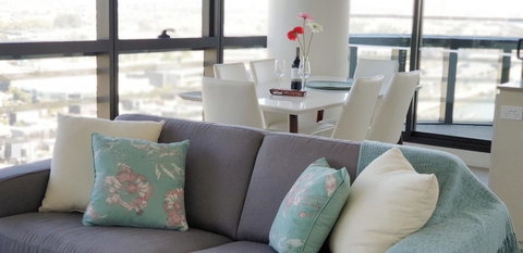 Best Views On Collins - Accommodation Gold Coast 13