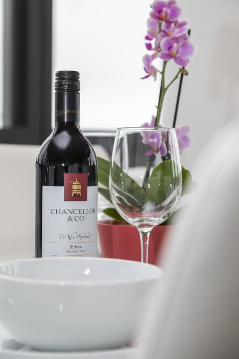 Best Views On Collins - Accommodation Gold Coast 38