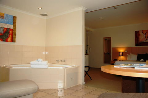 Mercure Hotel Mildura - Gold Coast 4U 24
