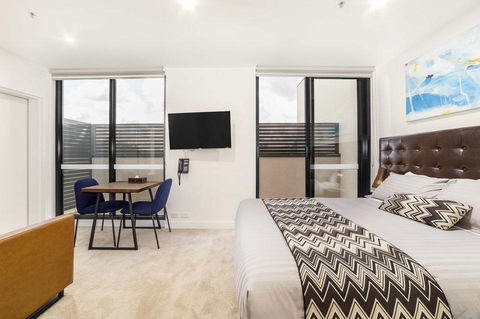 Whitehorse Apartments Hotel - Gold Coast 4U 21