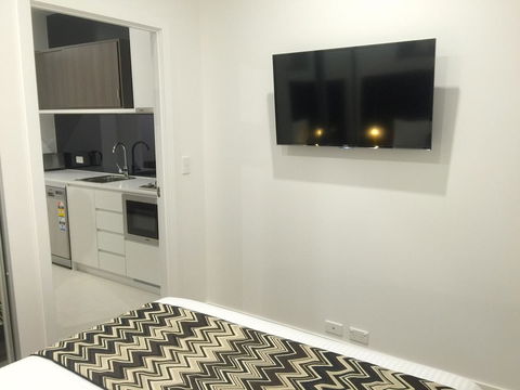 Whitehorse Apartments Hotel - Gold Coast 4U 25