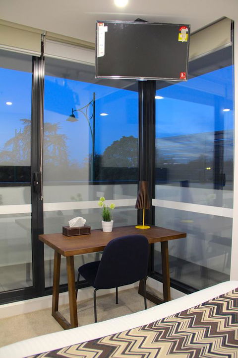 Whitehorse Apartments Hotel - Gold Coast 4U 17