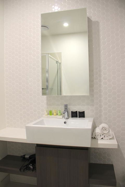 Whitehorse Apartments Hotel - Gold Coast 4U 23
