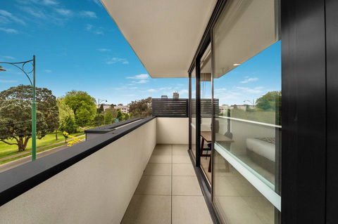 Whitehorse Apartments Hotel - Gold Coast 4U 40