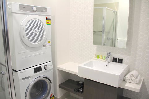 Whitehorse Apartments Hotel - Gold Coast 4U 19