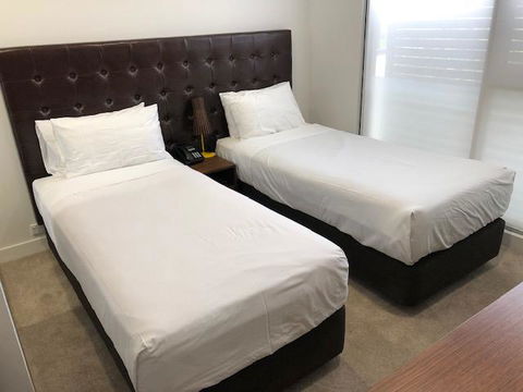 Whitehorse Apartments Hotel - Gold Coast 4U 6