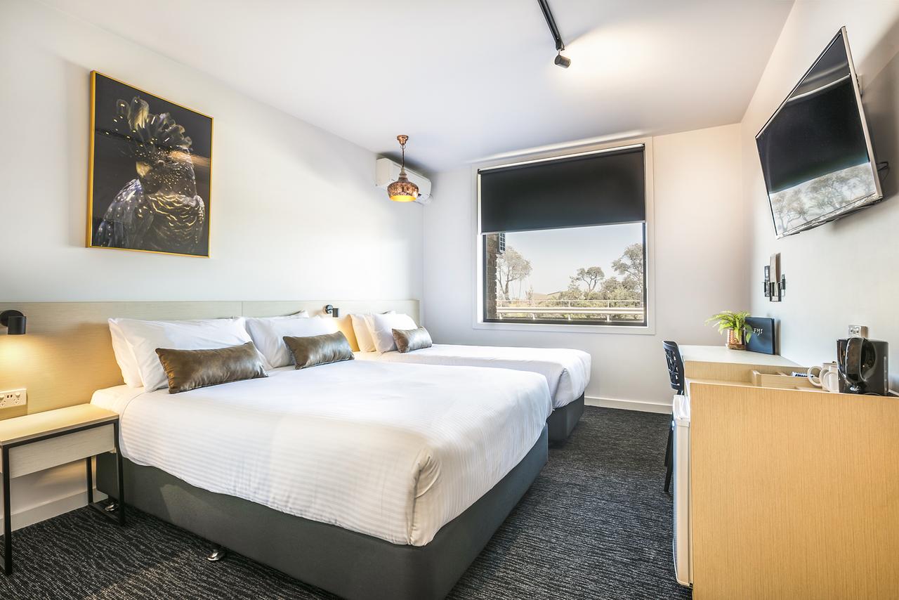 Frankston East VIC Gold Coast 4U