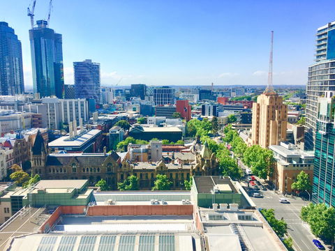 La Maison - Great View, Free Parking, Pool, Gym, Perfectly Located 2BR Apartment - Accommodation Gold Coast 30