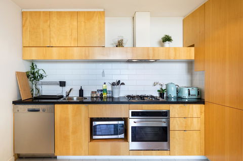 La Maison - Great View, Free Parking, Pool, Gym, Perfectly Located 2BR Apartment - Accommodation Gold Coast 10
