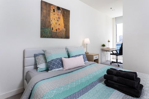 La Maison - Great View, Free Parking, Pool, Gym, Perfectly Located 2BR Apartment - Accommodation Gold Coast 4