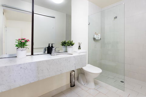 La Maison - Great View, Free Parking, Pool, Gym, Perfectly Located 2BR Apartment - Accommodation Gold Coast 18