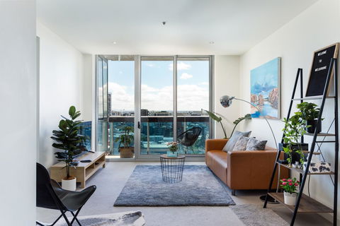 La Maison - Great View, Free Parking, Pool, Gym, Perfectly Located 2BR Apartment - Accommodation Gold Coast 9