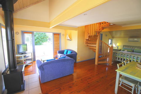 Rayville Boat Houses - Accommodation Gold Coast 3