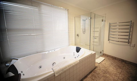 Rayville Boat Houses - Accommodation Gold Coast 11