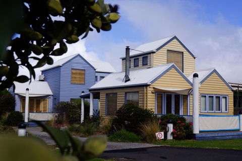 Rayville Boat Houses - Accommodation Gold Coast 0