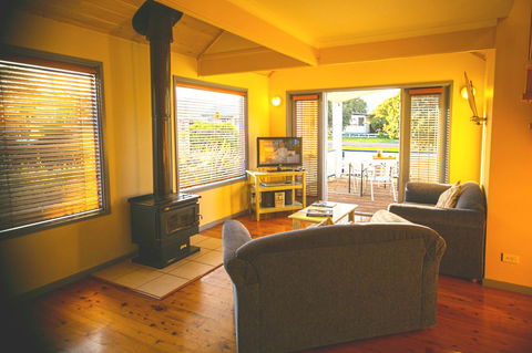 Rayville Boat Houses - Accommodation Gold Coast 4