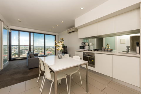 Amazing Accommodations: Vogue - Gold Coast 4U 30