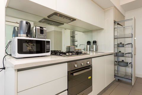 Amazing Accommodations: Vogue - Gold Coast 4U 29