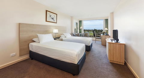 Bayview On The Park - Accommodation Gold Coast 4