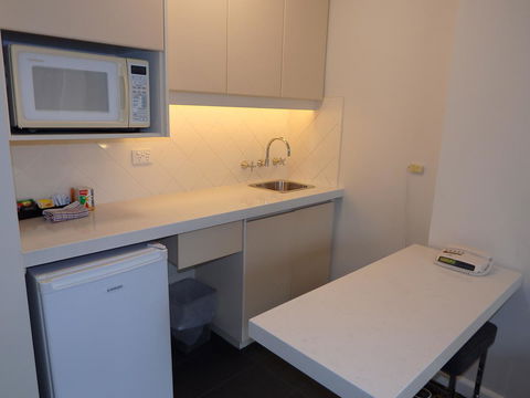 City Limits Hotel Apartments - Accommodation Gold Coast 19