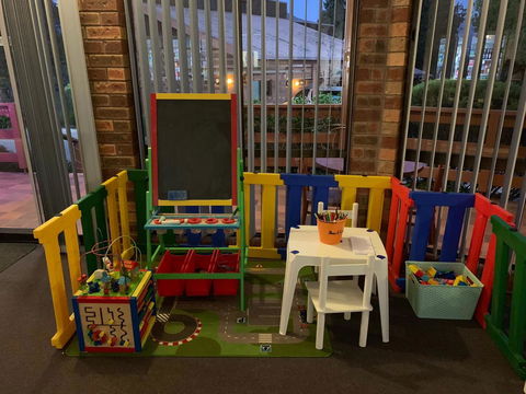 Mountain Creek Motel Bar & Restaurant - Gold Coast 4U 11