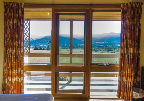 Mountain Creek Motel Bar & Restaurant - Gold Coast 4U 43