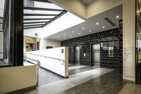 Essence Hotel Carlton - Accommodation Gold Coast 26