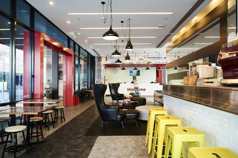 Essence Hotel Carlton - Accommodation Gold Coast 23