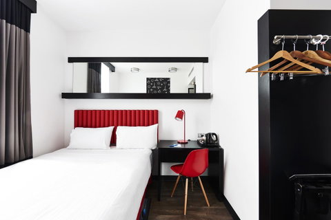 Essence Hotel Carlton - Accommodation Gold Coast 39
