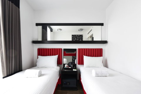 Essence Hotel Carlton - Accommodation Gold Coast 35