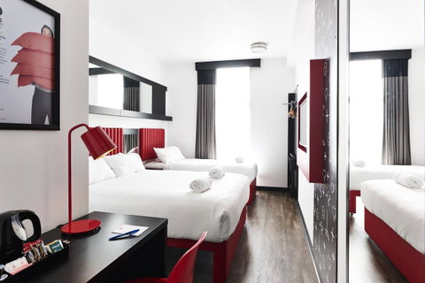 Essence Hotel Carlton - Accommodation Gold Coast 34