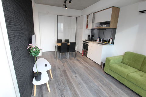 Carlson View Serviced Apartments - Accommodation Gold Coast 13