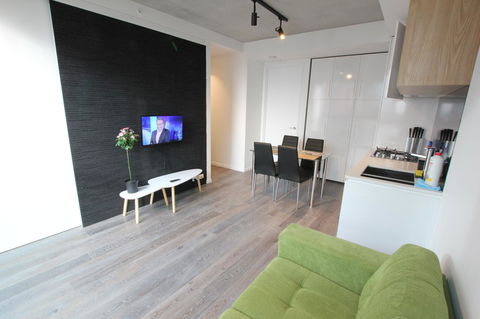 Carlson View Serviced Apartments - Accommodation Gold Coast 11