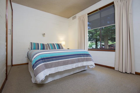 Eastern Beach Holiday Units - Accommodation Gold Coast 5