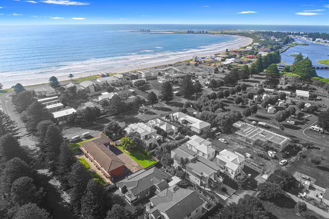 Eastern Beach Holiday Units - Accommodation Gold Coast 7