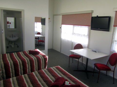 The Highlander Motel - 24HR Check In - Gold Coast 4U 27
