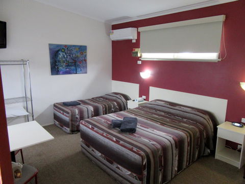The Highlander Motel - 24HR Check In - Gold Coast 4U 3