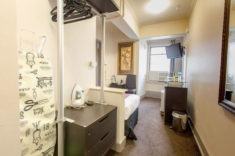 City Square Motel - Accommodation Gold Coast 2