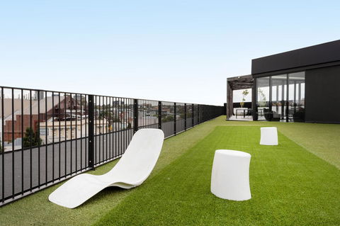 Modern Apartment In The Heart Of St Kilda - Gold Coast 4U 18
