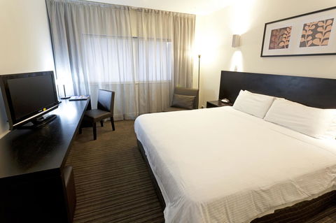 Causeway 353 Hotel - Accommodation Gold Coast 5