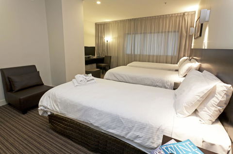 Causeway 353 Hotel - Accommodation Gold Coast 20
